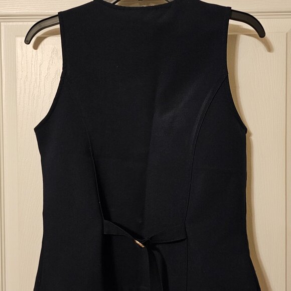 My  Michelle Button up Vest - Picture 2 of 4